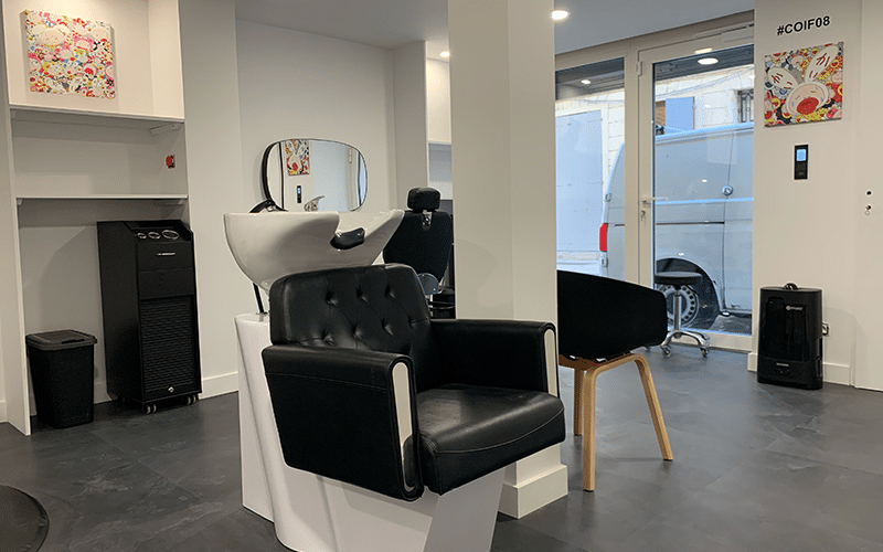 Location salon de coiffure #COIF08 pour coiffeur et coiffeuse indépendant chez derrière le fauteuil marseille